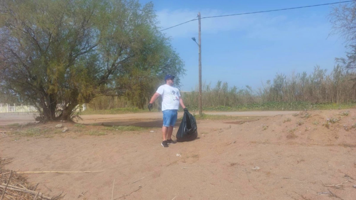 Beach Cleanup at the Western Coast of Kalamata